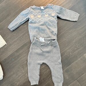 Carters Baby Sweater and Pants Set 12 m